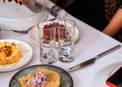 Authentic Turkish dining experience with raki and meze in Istanbul.